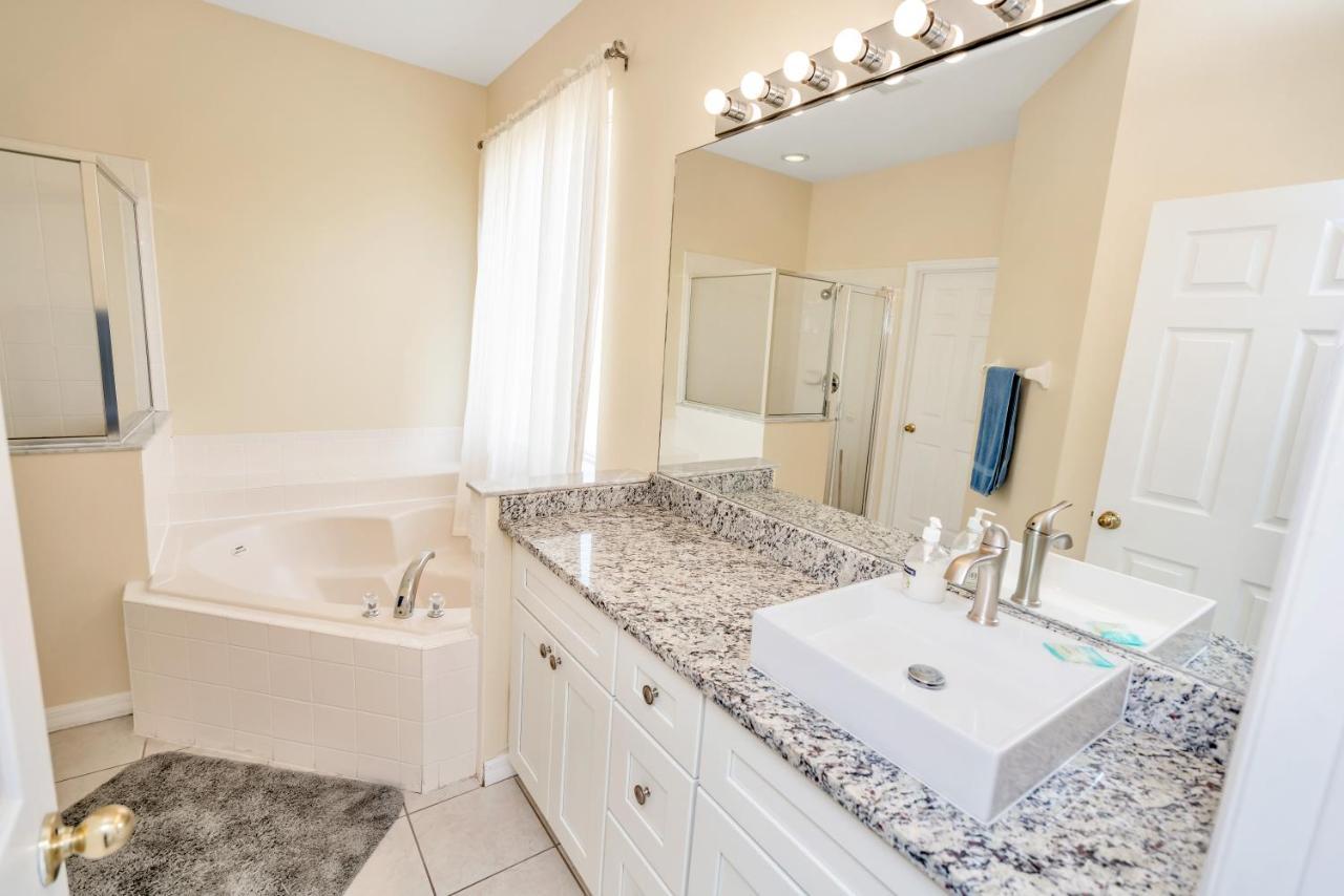 Disney Dream With Hot Tub, Pool, Xbox, Games Room, Lakeview, 10 Min To Disney, Clubhouse 基西米 外观 照片